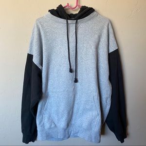 Brandy Melville Christy sweatshirt hoodie